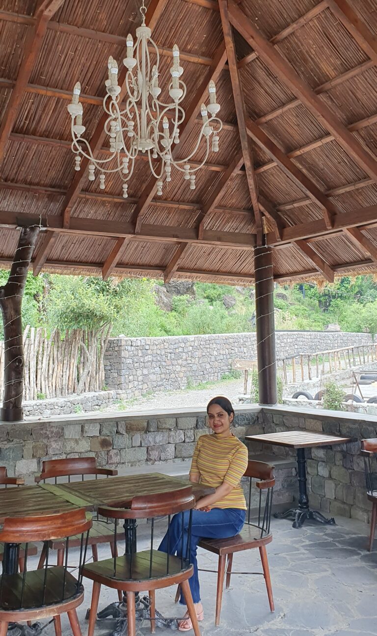 I’m Sarita Mian ~ Microbiologist turned Writer I help you understand your struggles, navigate life with awareness, and grow into a more conscious version of yourself.